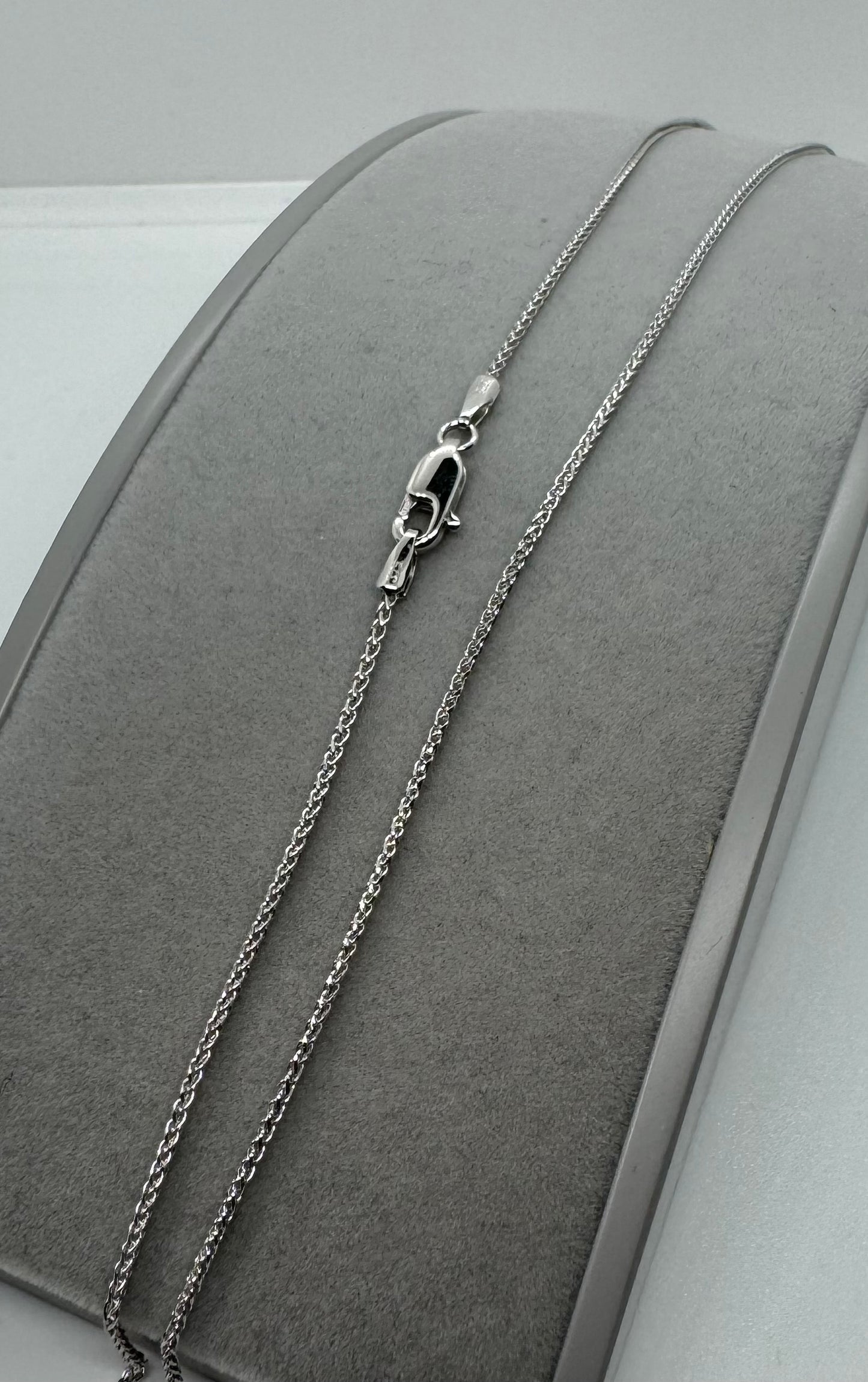 9ct White Gold 1.2mm Diamond Cut Solid Spiga Rope Chain Various Lengths (057A)