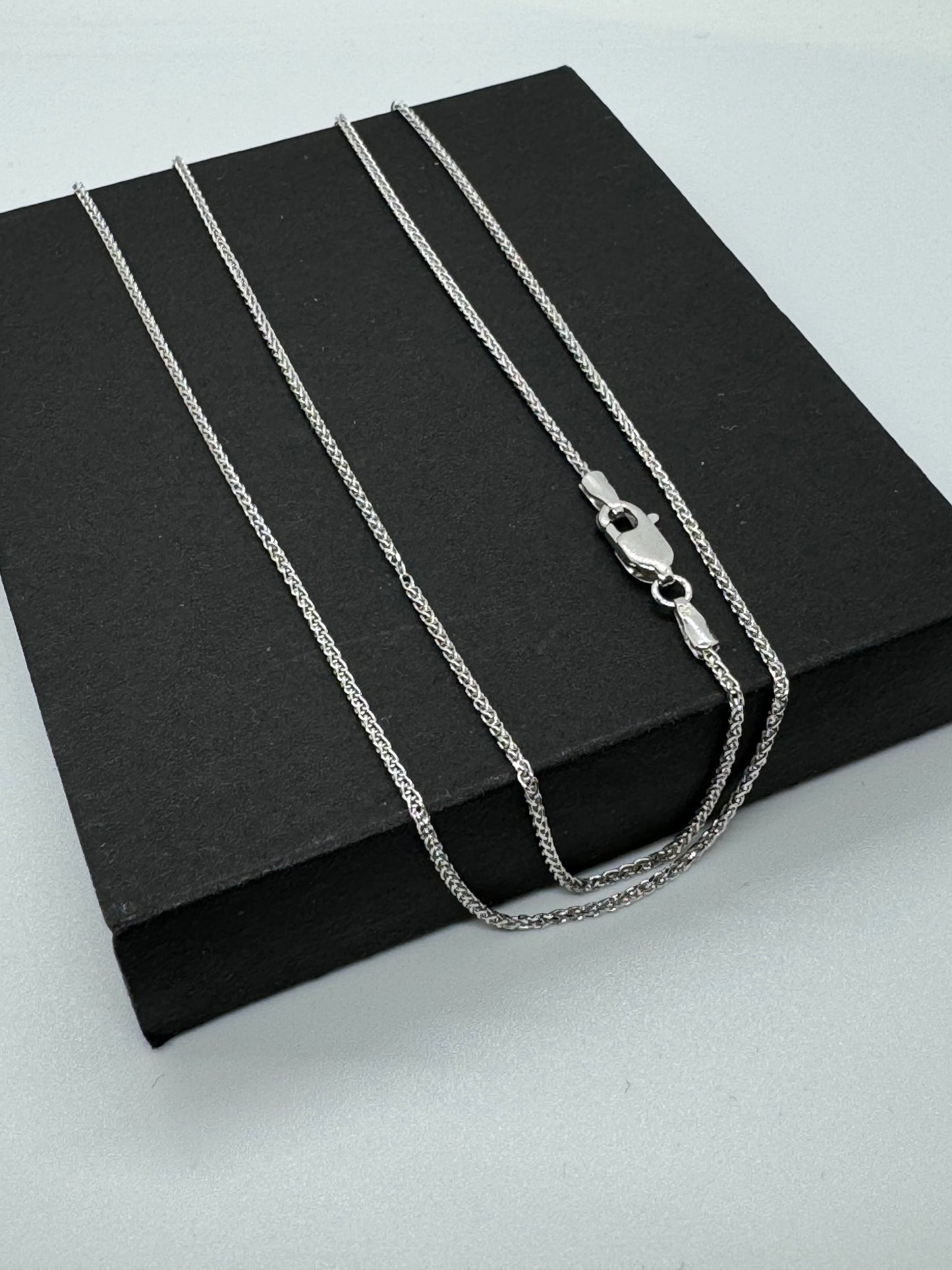 9ct White Gold 1.2mm Diamond Cut Solid Spiga Rope Chain Various Lengths (057A)