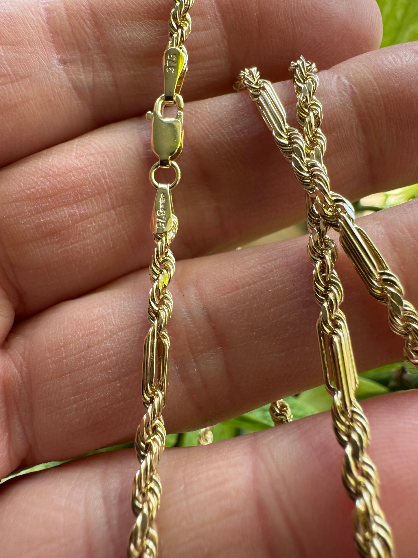 9ct Yellow Gold Diamond Cut 2.8mm Fancy Figaro/Rope Chain (1184)