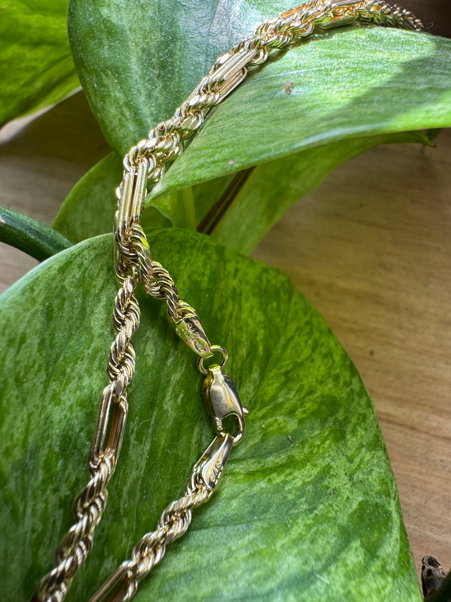 9ct Yellow Gold Diamond Cut 2.8mm Fancy Figaro/Rope Chain (1184)