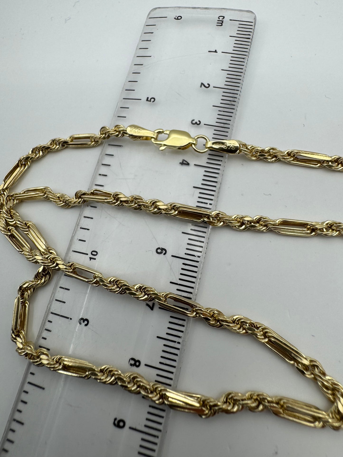 9ct Yellow Gold Diamond Cut 2.8mm Fancy Figaro/Rope Chain (1184)