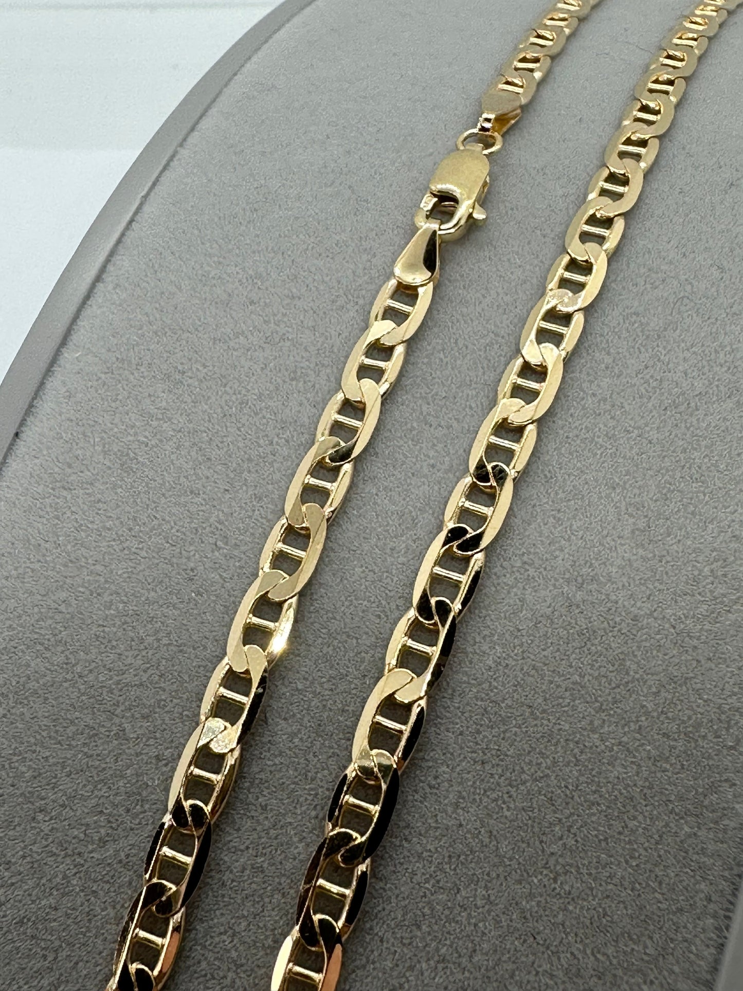 9ct Yellow Gold 3.7mm Solid Anchor Link Chain Various Lengths (0060)