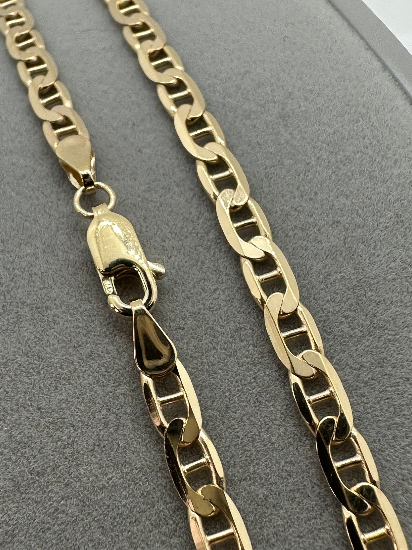 9ct Yellow Gold 3.7mm Solid Anchor Link Chain Various Lengths (0060)