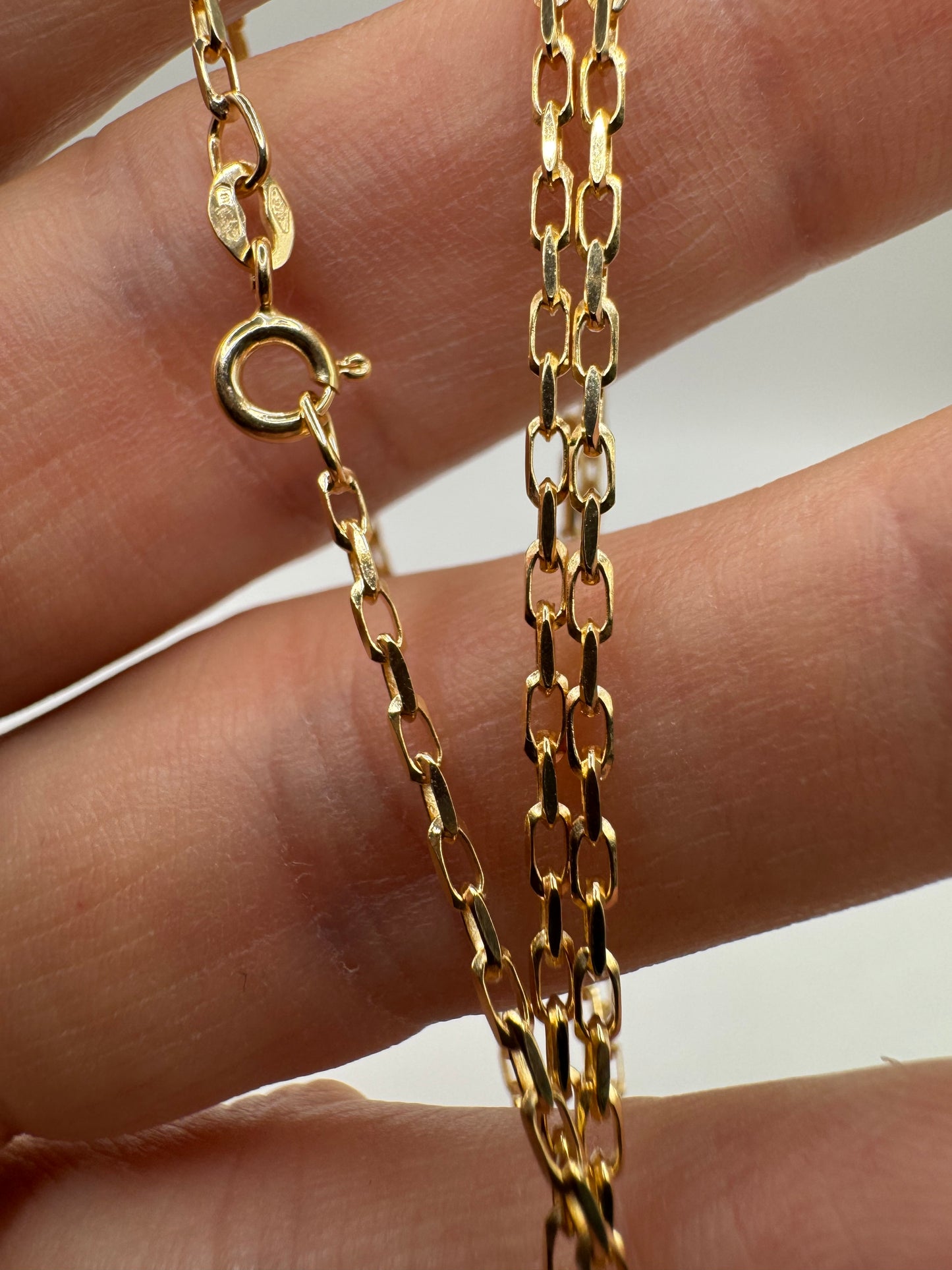 9ct Yellow Gold 1.9mm Diamond Cut Belcher Link Chain Various Lengths (0064)