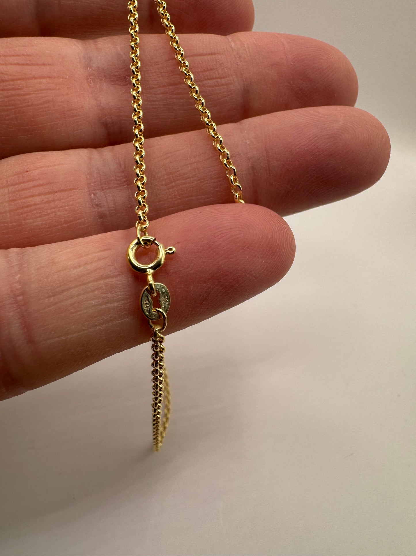 9ct Yellow Gold 2mm Round Hollow Belcher Link Chain (0583)