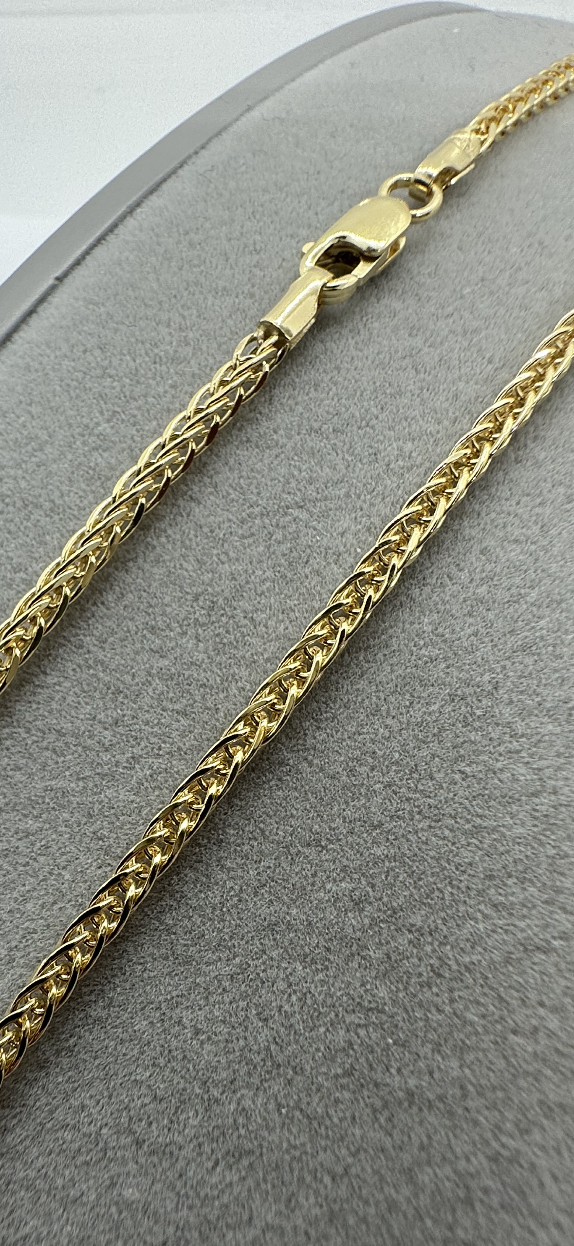 9ct Yellow Gold 2mm Diamond Cut Square Spiga Chain Various Lengths (0537)