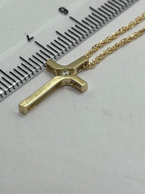9ct Yellow Gold 0.04ct Diamond Set Cross Pendant on 18" Chain (0022)
