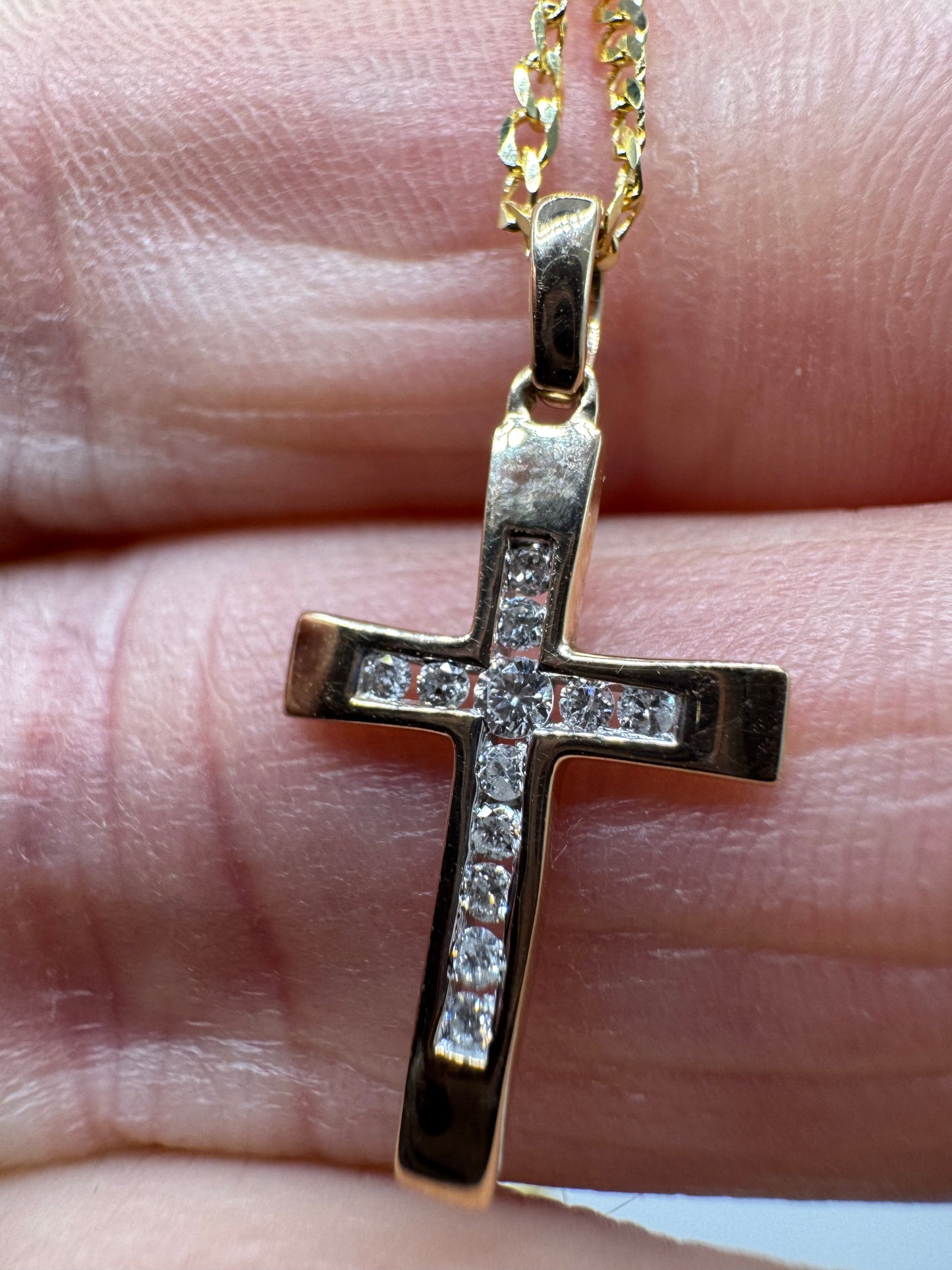 9ct Yellow Gold Diamonds Set 0.12 Ct Cross Pendant Necklace 20"/50cm (003.587)