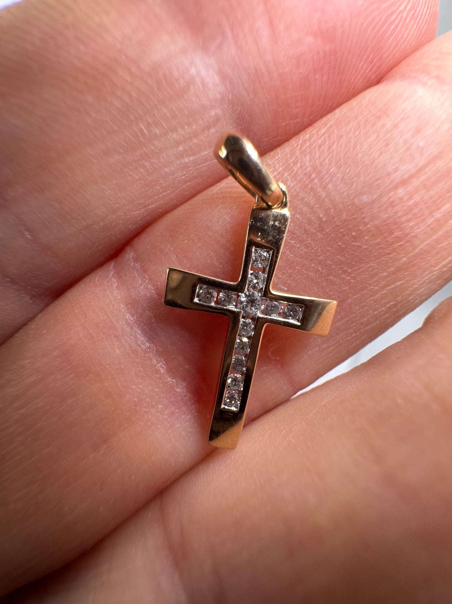 9ct Yellow Gold 0.12 Carat 23x12mm Diamond Set Cross Pendant (0033)