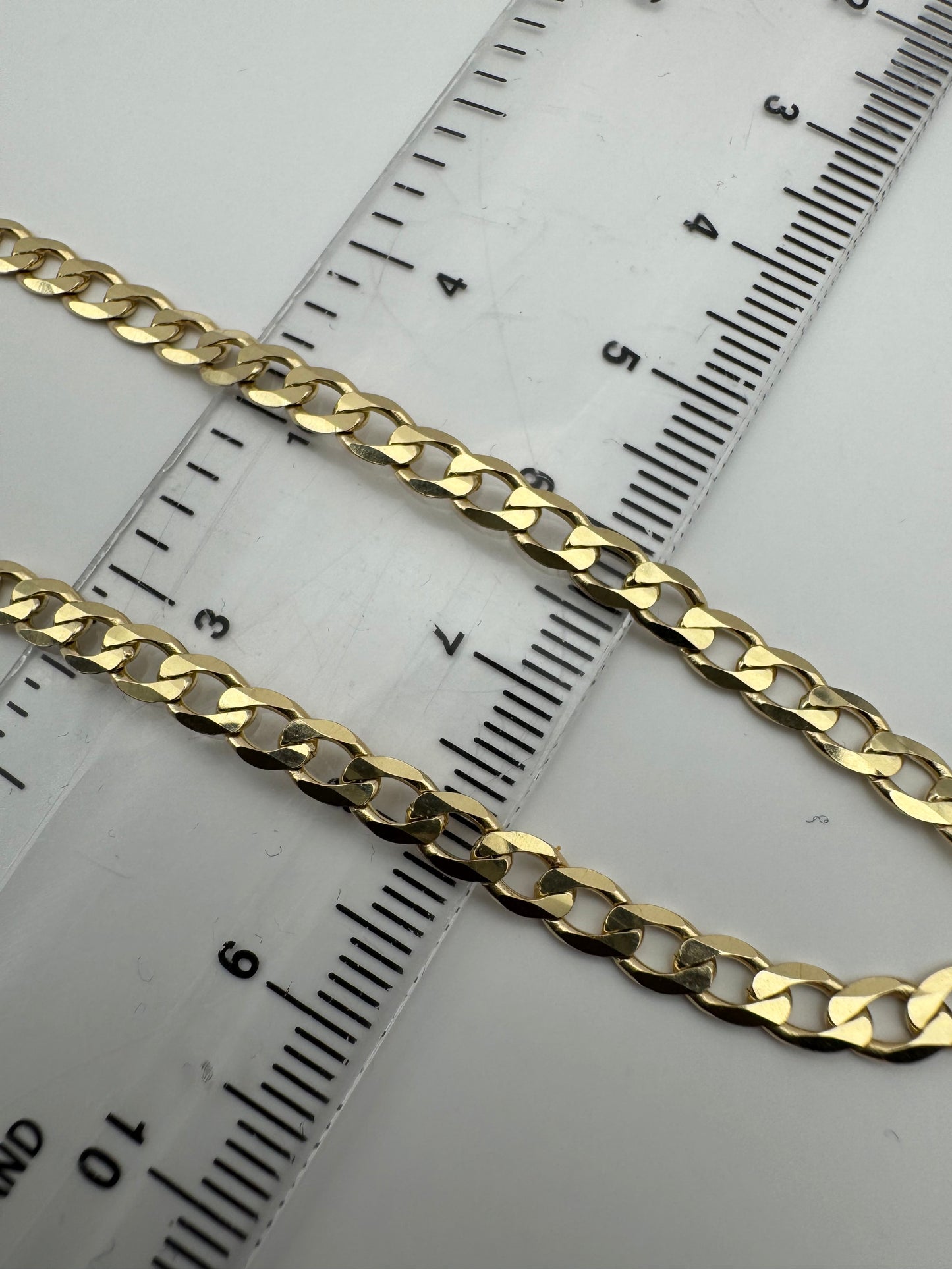 9ct Yellow Solid Gold 3.84mm Curb Link Bracelet Various Lengths (G100MC)