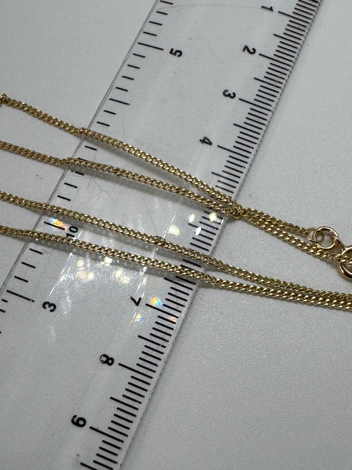 9ct Yellow Gold 1.4mm Curb Link Chain Various Lengths Available (G16FC)