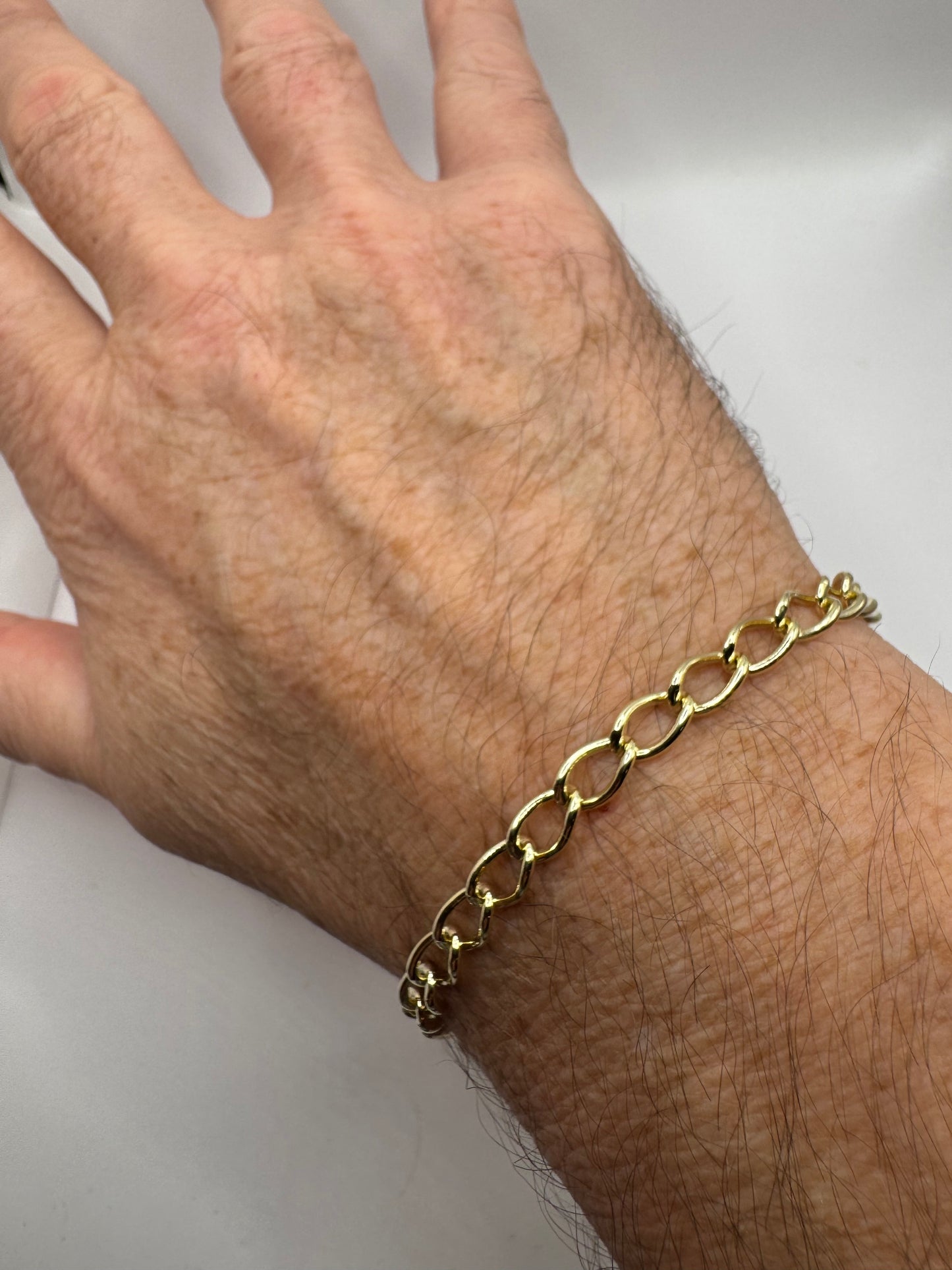 9ct Solid Yellow Gold Open Curb Rounded Link Bracelet 7.5" / 19cm (48/4C)