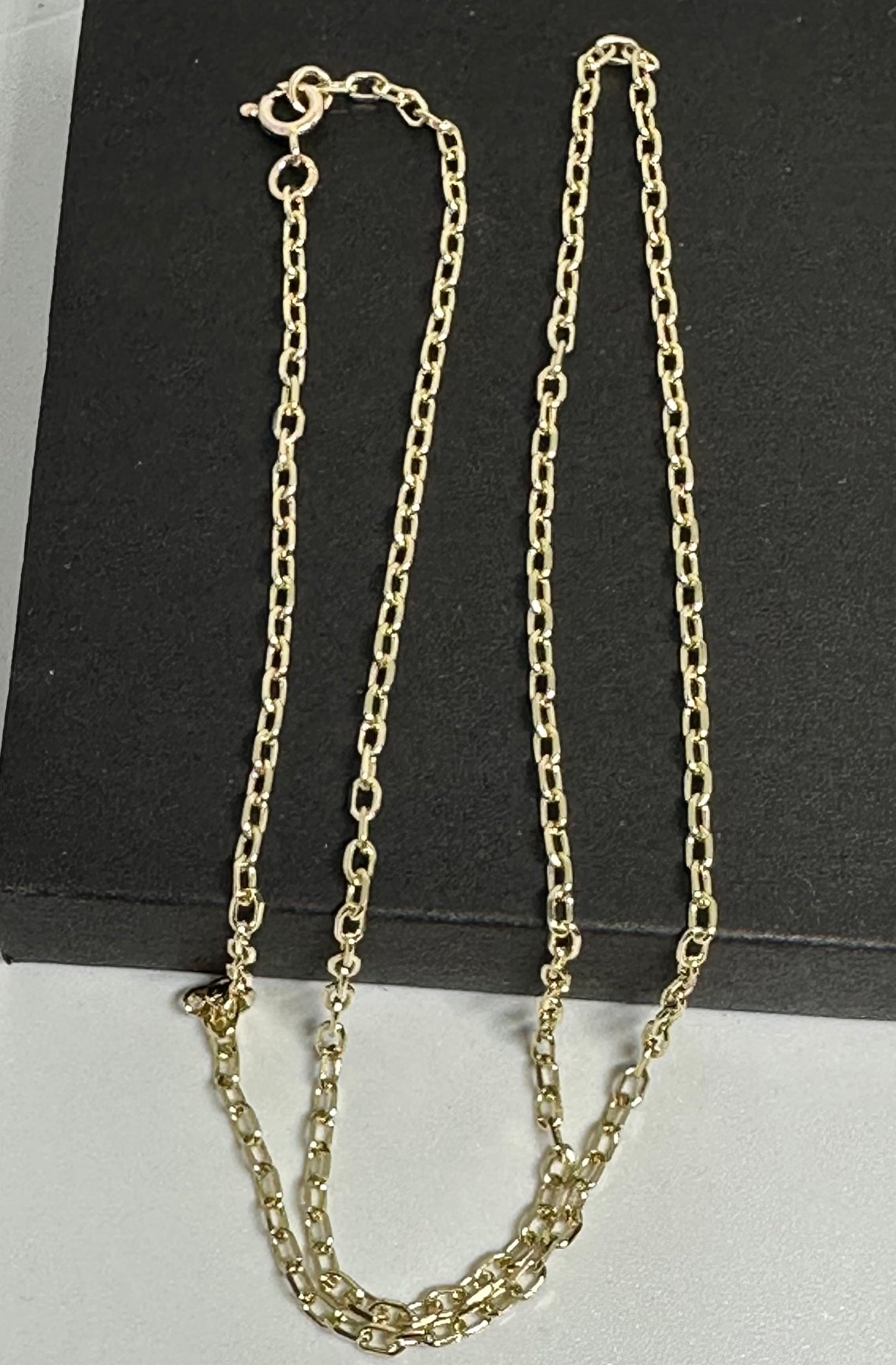 9ct Yellow Gold 2.2mm Trace Filed Oval Link Chain Various Lengths (G60AFT)