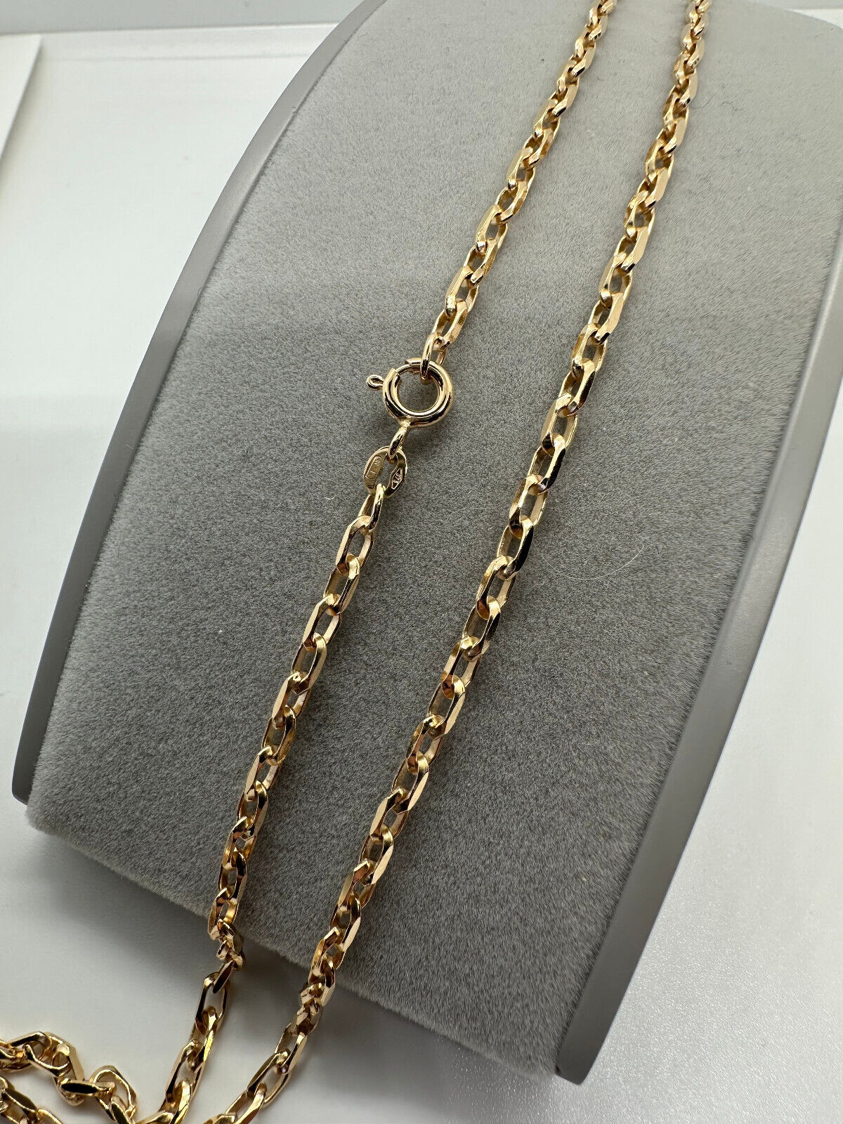 9ct Solid Yellow Gold 3mm Diamond Cut Oval Belcher Chain Various Lengths (G80AFT)
