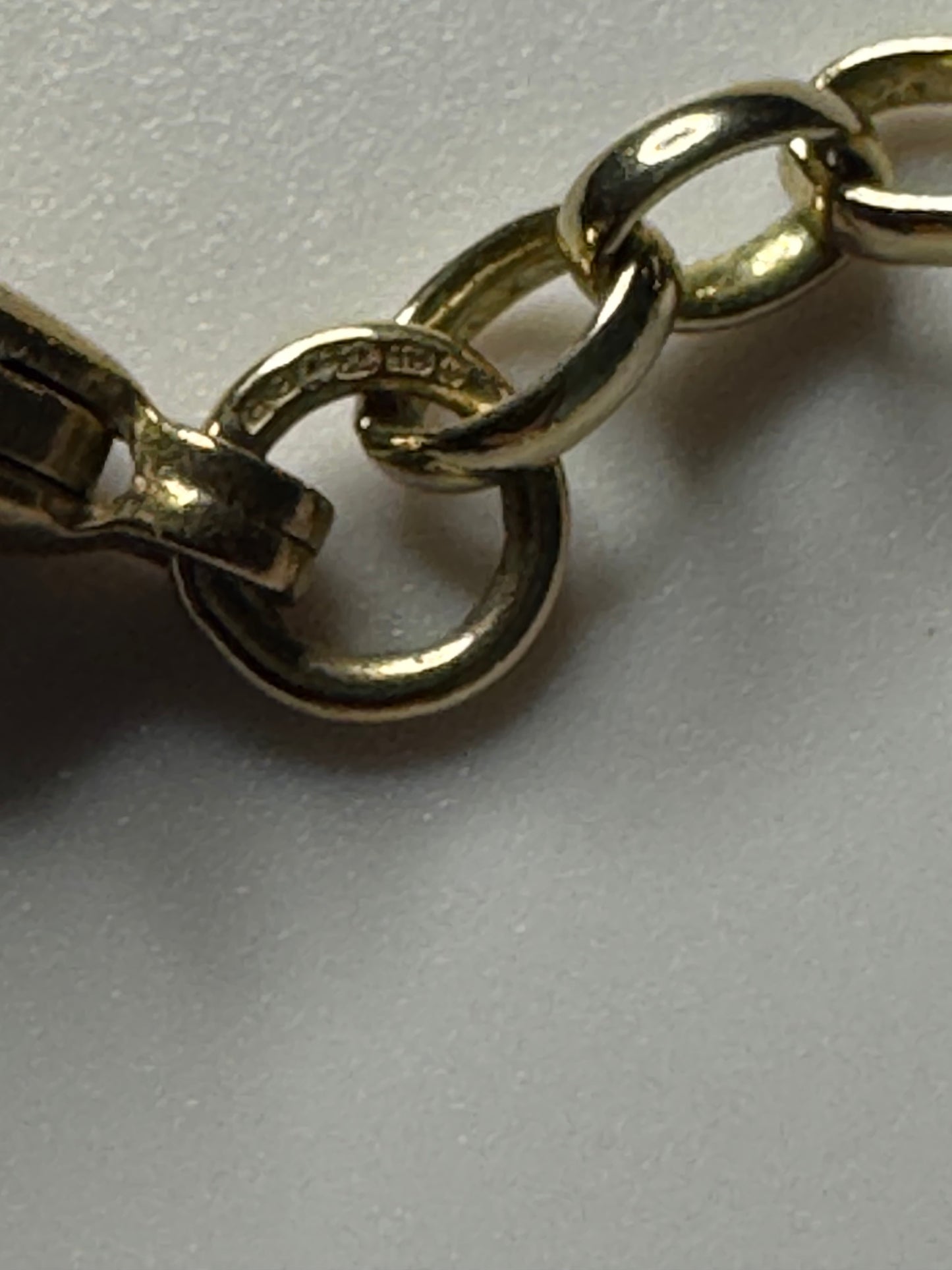 9ct Solid Yellow Gold 4mm Figaro Belcher Style 18 Inch Chain (GFIGB)