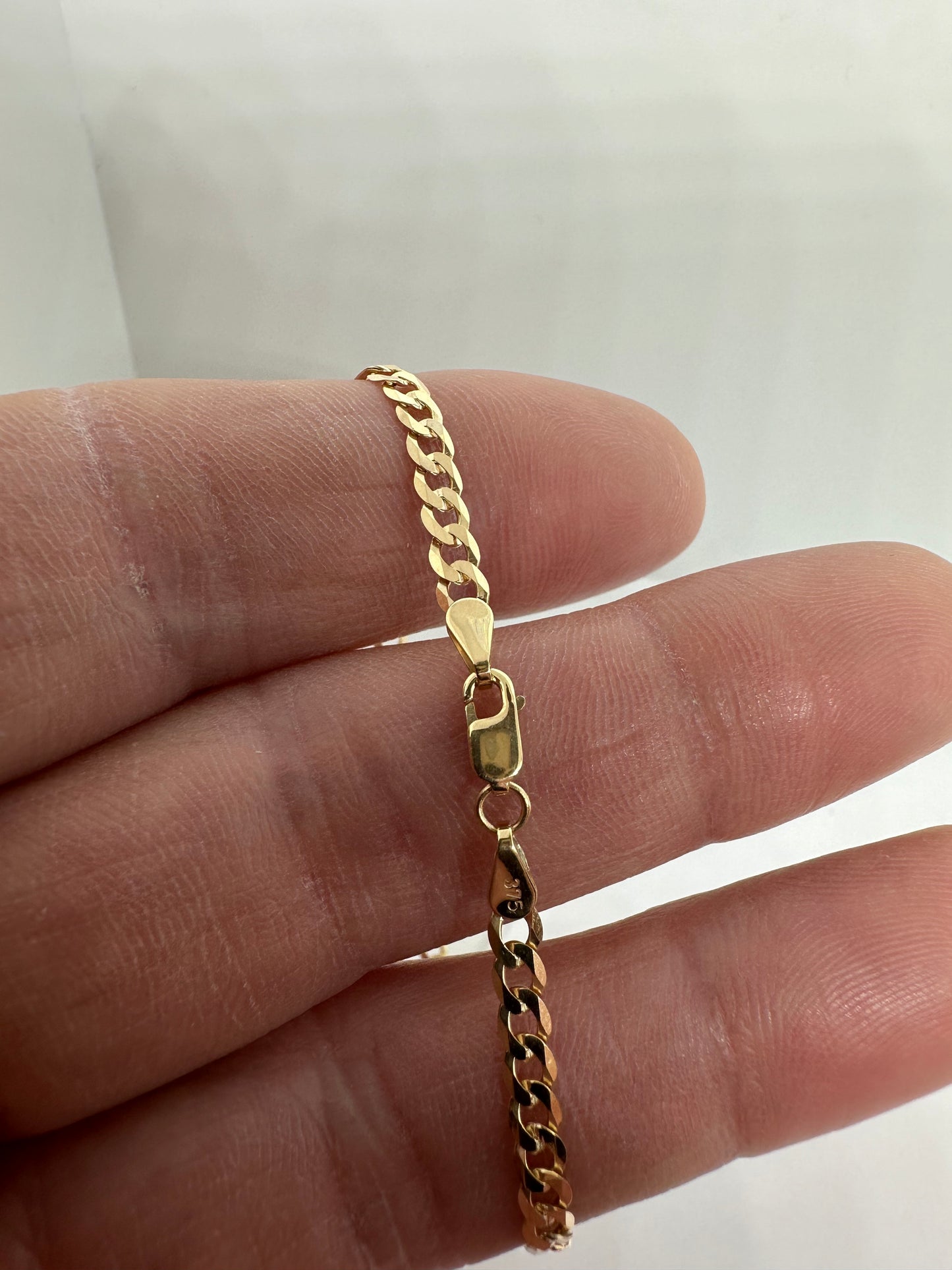 9ct Yellow Gold 3.6mm Curb Flat Link Chain Various Lengths (037A)