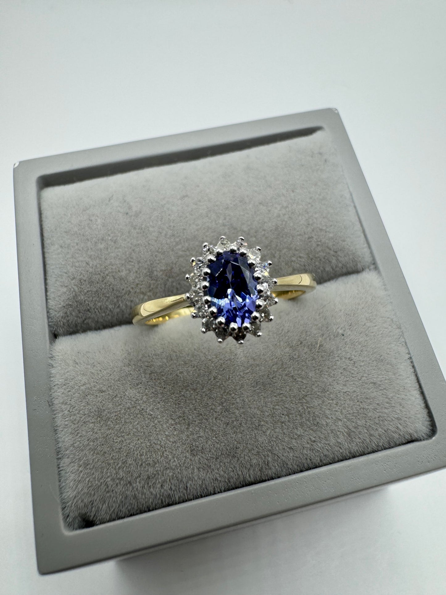 9ct Yellow Gold Tanzanite and Diamond Oval Cluster Ring, Sizes K to O (403)
