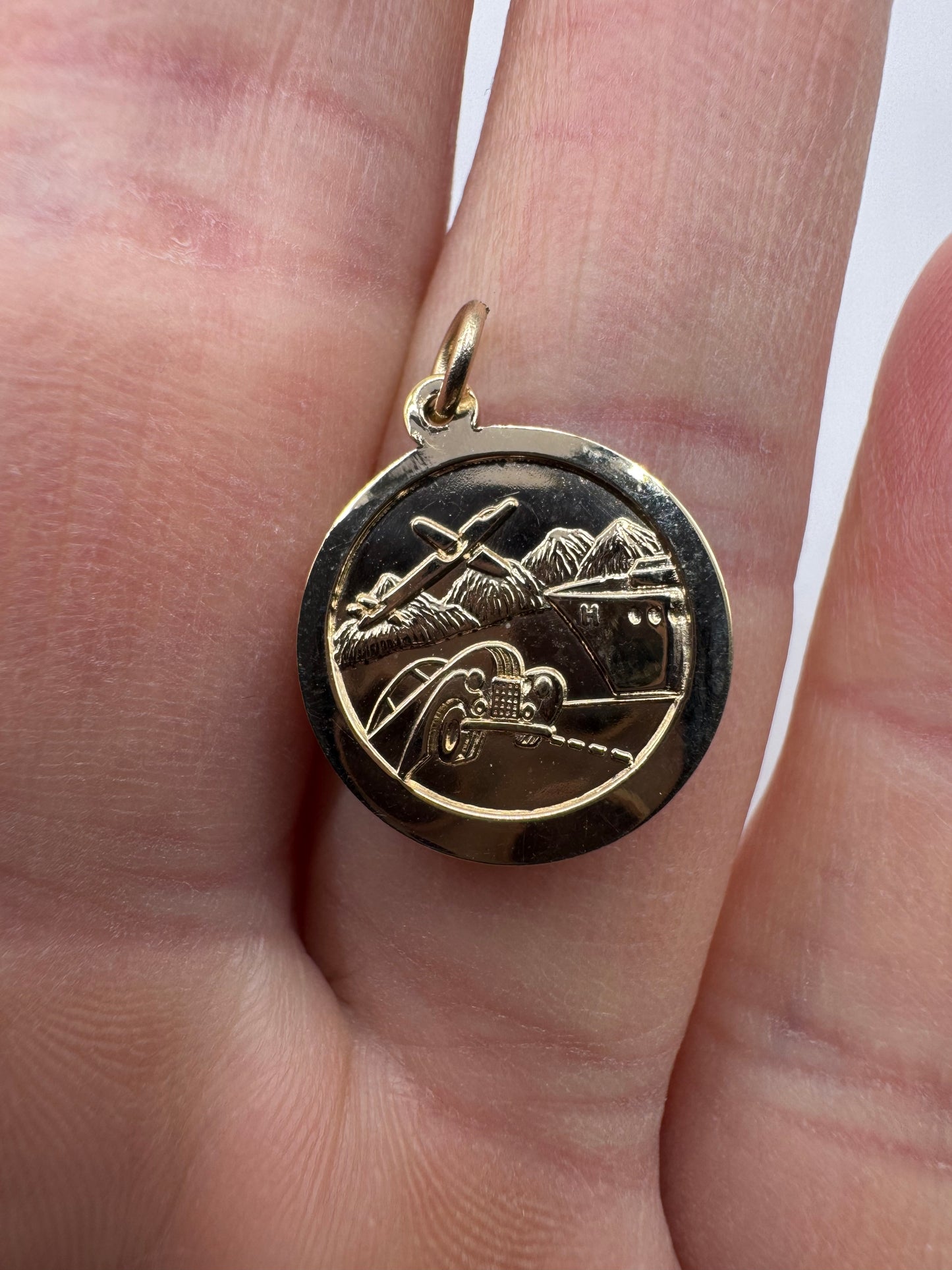 9ct Yellow Gold Solid St Christopher Double Side Pendant (035)