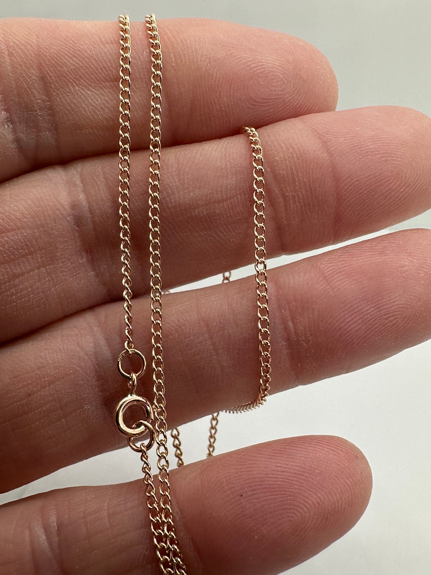 9ct Rose Red Gold 1.6mm Curb Open Link Chain Various Lengths (R1818C)