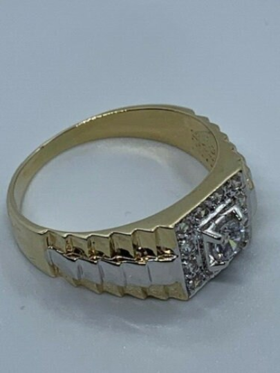 9ct Yellow Gold Clear Zirconia Square Cluster Design Ring, Sizes Q to Z (696)