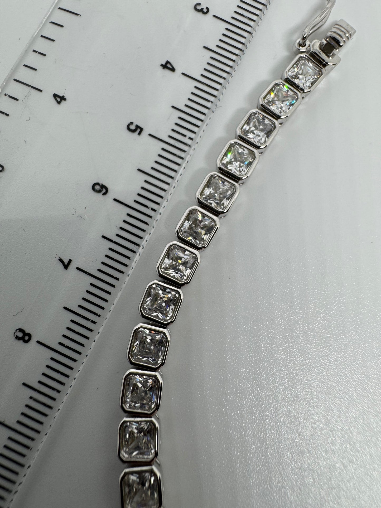 Sterling Silver 4.8mm Princess Cut Zirconia Tennis Bracelet 7.5 Inch (0425)