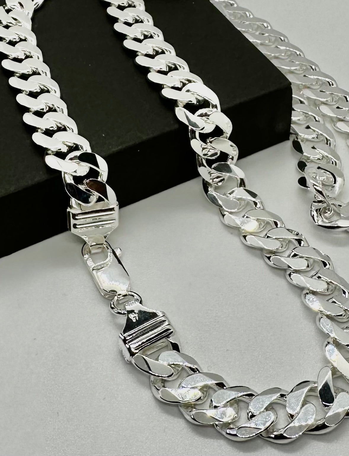 Sterling Silver 9.5mm Heavy Curb Chain Necklace Various Lengths (SCN006)