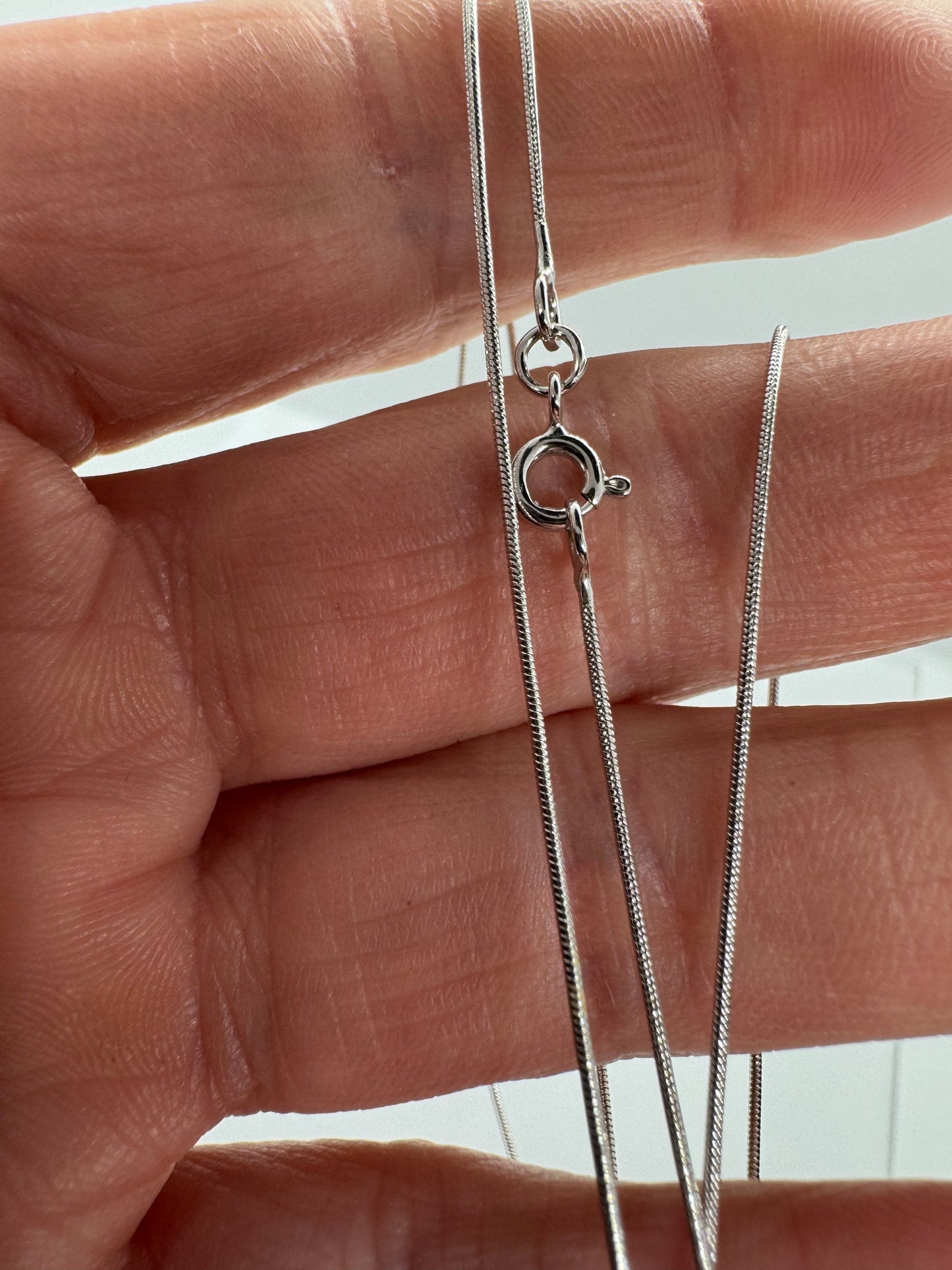 9ct White Solid Gold 0.9mm Snake Chain Various Lengths (WSNM)