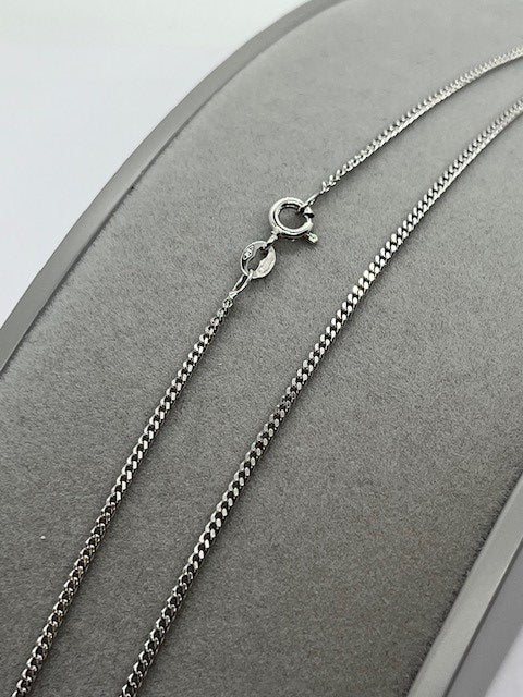 9ct White Gold 1.5mm Curb Close Link Chain Various Lengths (162W)