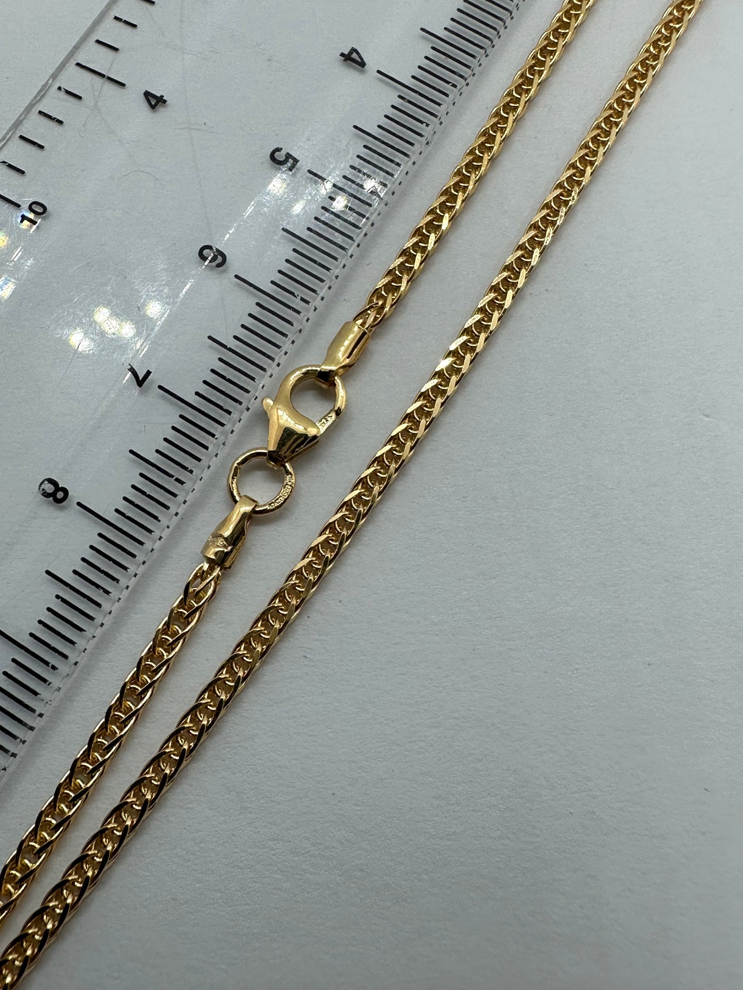 9ct Yellow Gold 2mm Spiga Solid Link Chain Neck Chain (488)