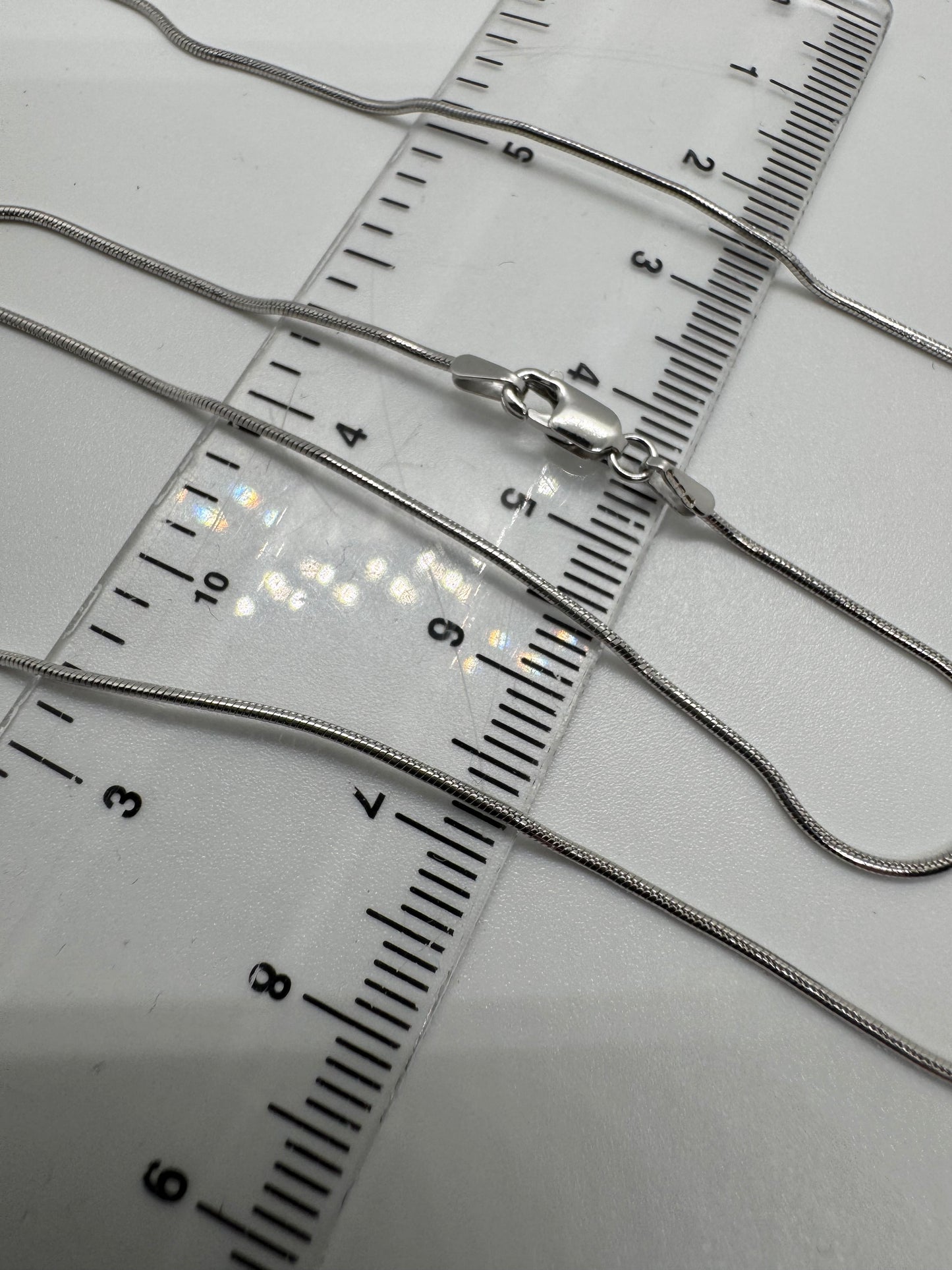 9ct White Solid Gold 1mm Snake Neck Chain Various Lengths (0250)