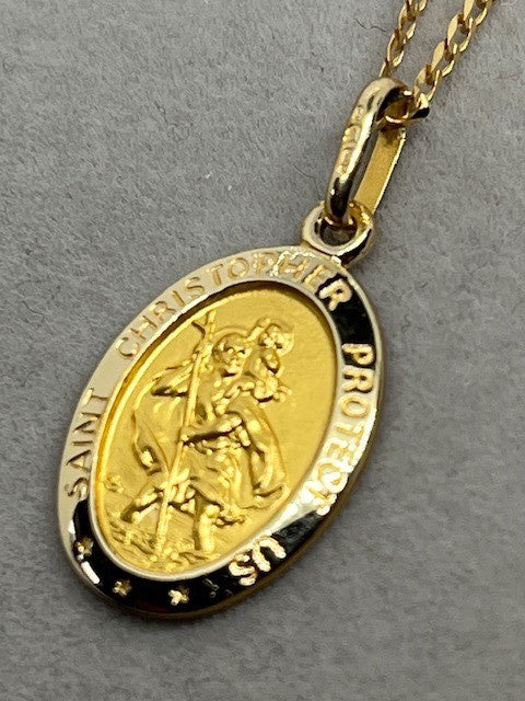 9ct Yellow Gold 24x12mm St Christopher Oval Pendant (151)