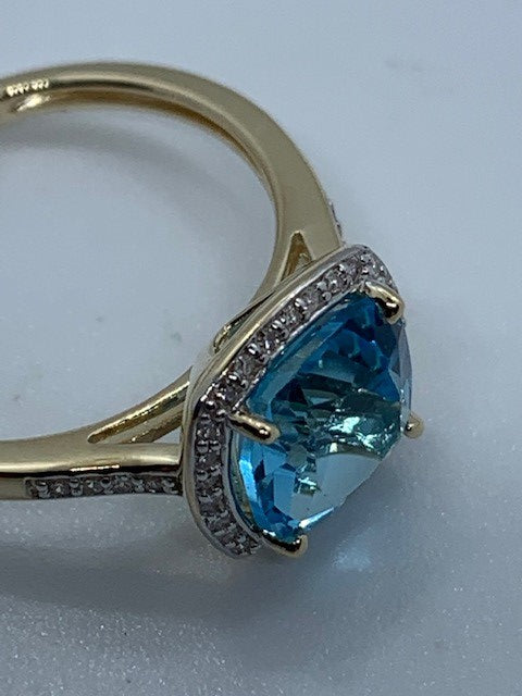 9ct Yellow Gold Blue Topaz and Diamond Ring, Sizes J to Q (447)