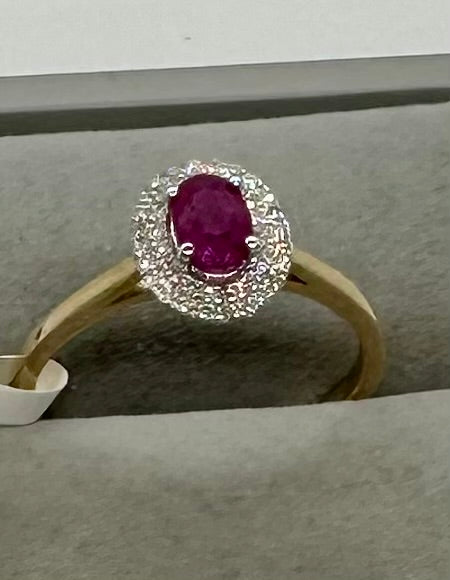 9ct Yellow Gold Diamond and Ruby Cluster Ring, Size P (448)