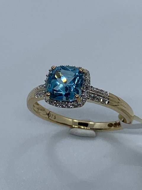 9ct Yellow Gold Real Diamond and Blue Topaz Cluster Ring, Sizes J to Q (450)