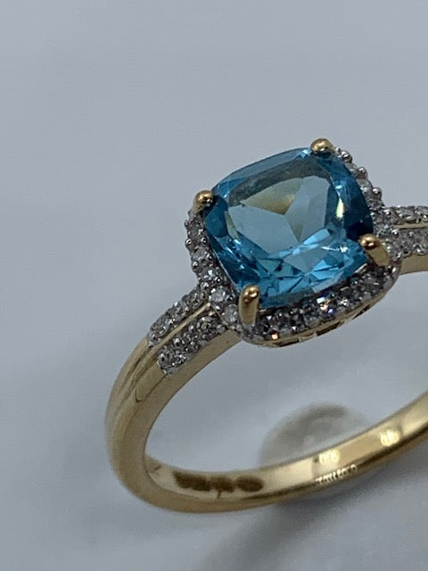 9ct Yellow Gold Real Diamond and Blue Topaz Cluster Ring, Sizes J to Q (450)