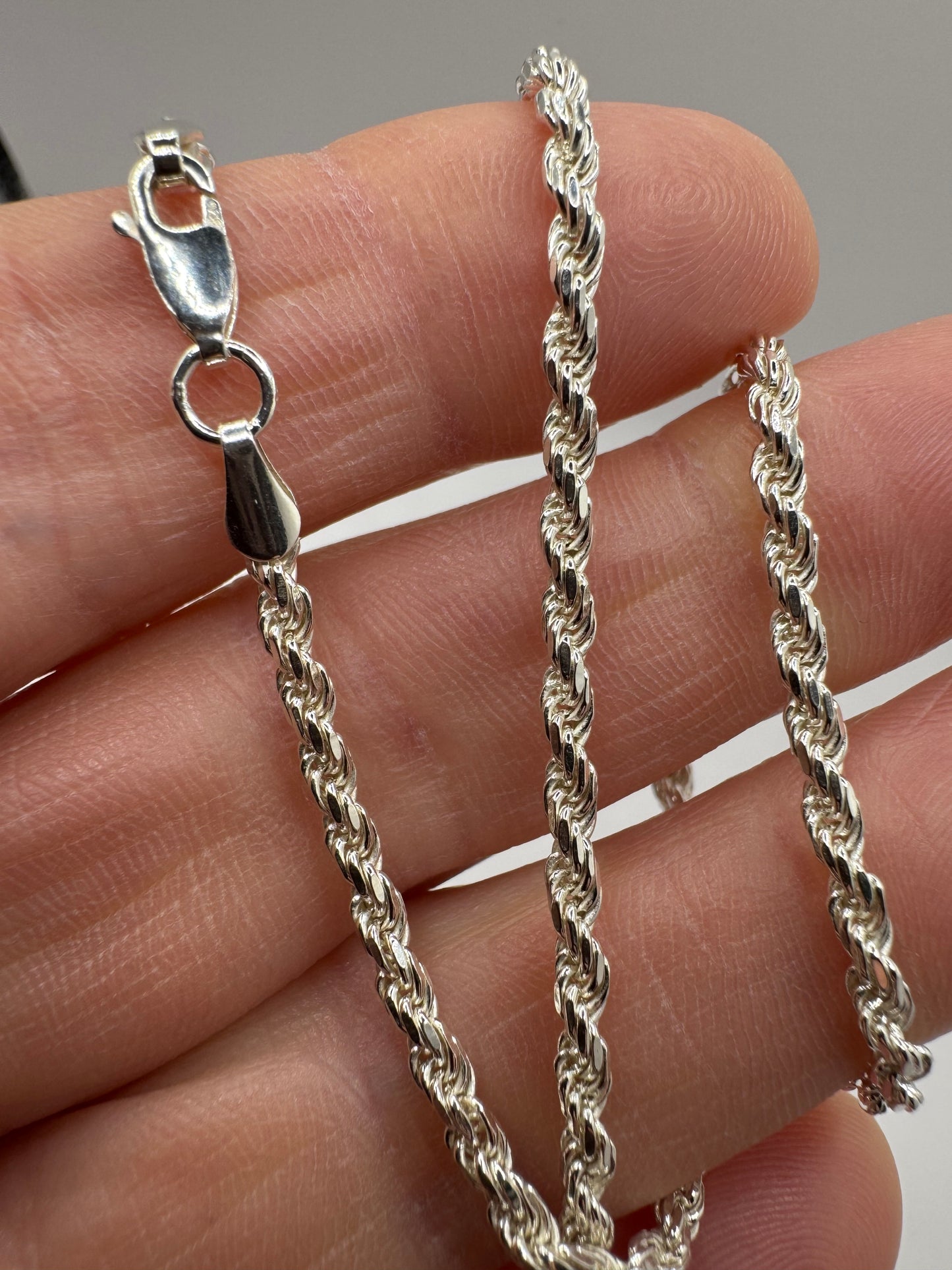 Sterling Silver 2.7mm Diamond Cut Solid Rope Chain Various Lengths (SFSR60)