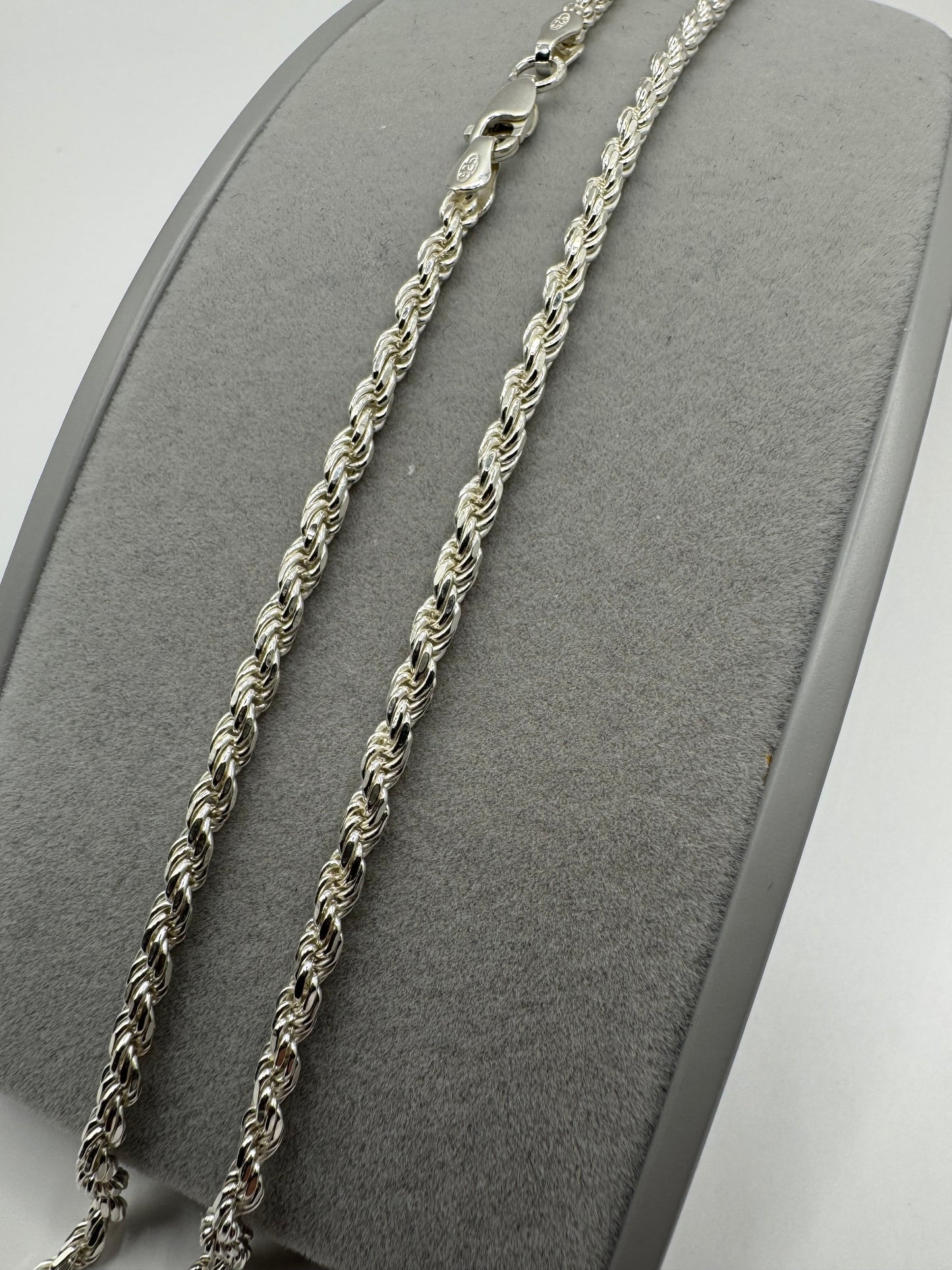 Sterling Silver 2.7mm Diamond Cut Solid Rope Chain Various Lengths (SFSR60)