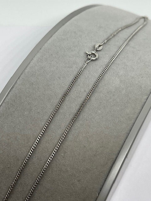 9ct White Gold 1.2mm Pendant Curb Chain Various Lengths Available (161W)