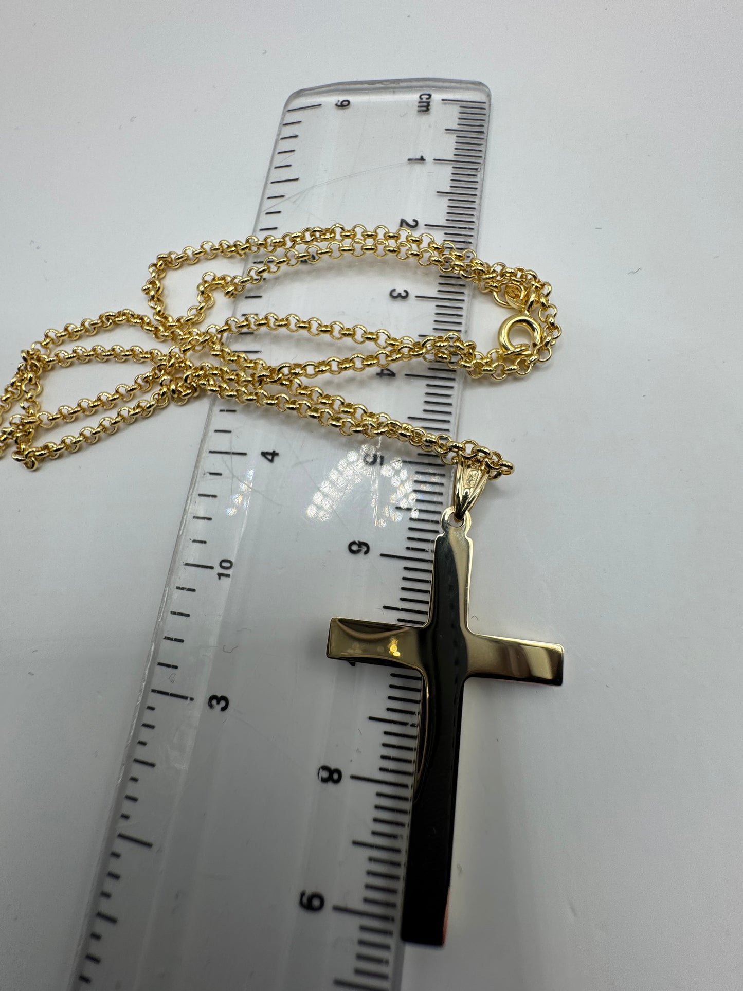 9ct Yellow Gold 41x24mm Cross Pendant and Chain 18 Inch / 45cm (0194583)