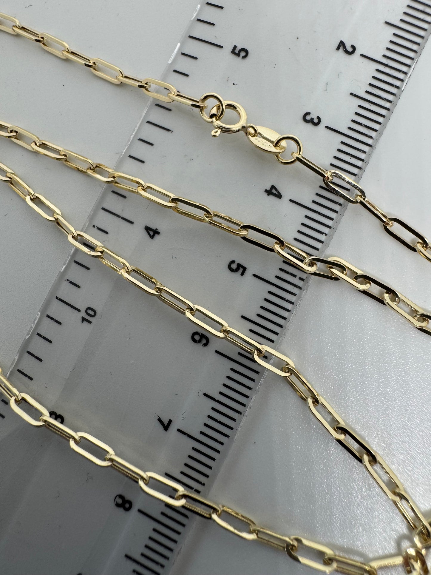 9ct Yellow Gold 2.3mm Light Hollow Paperclip Chain Various Lengths (IBB0204)