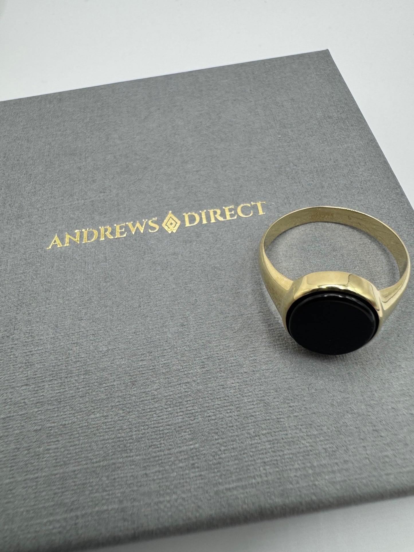 9ct Yellow Gold Black Onyx Polished Signet Ring, Sizes P to V (0121)