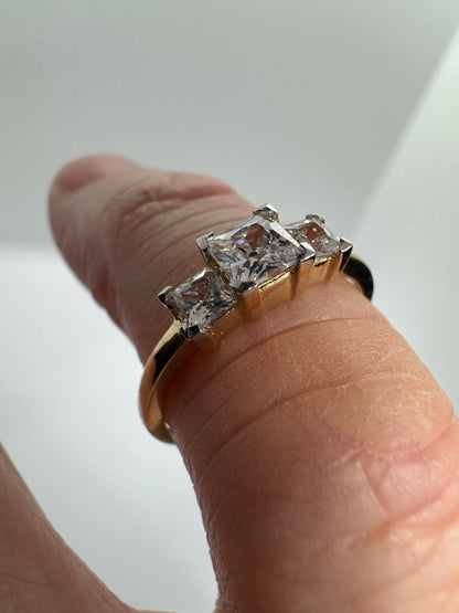 9ct Yellow Gold 5mm Square Stone Set Graduated Ring, Sizes J to T (6461)