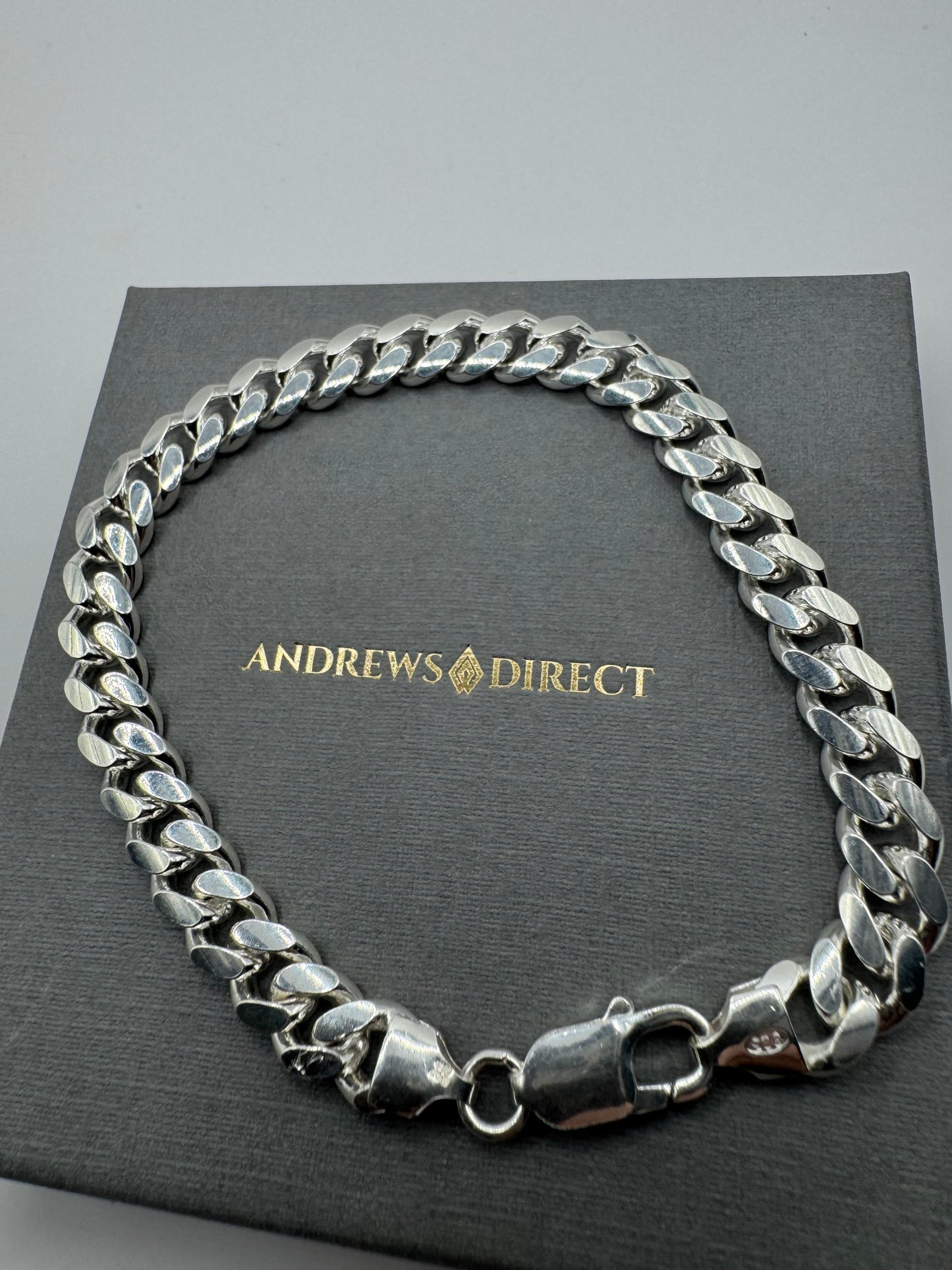 Sterling Silver 7.6mm Cuban Heavy Curb Chains Various Lengths (021D)