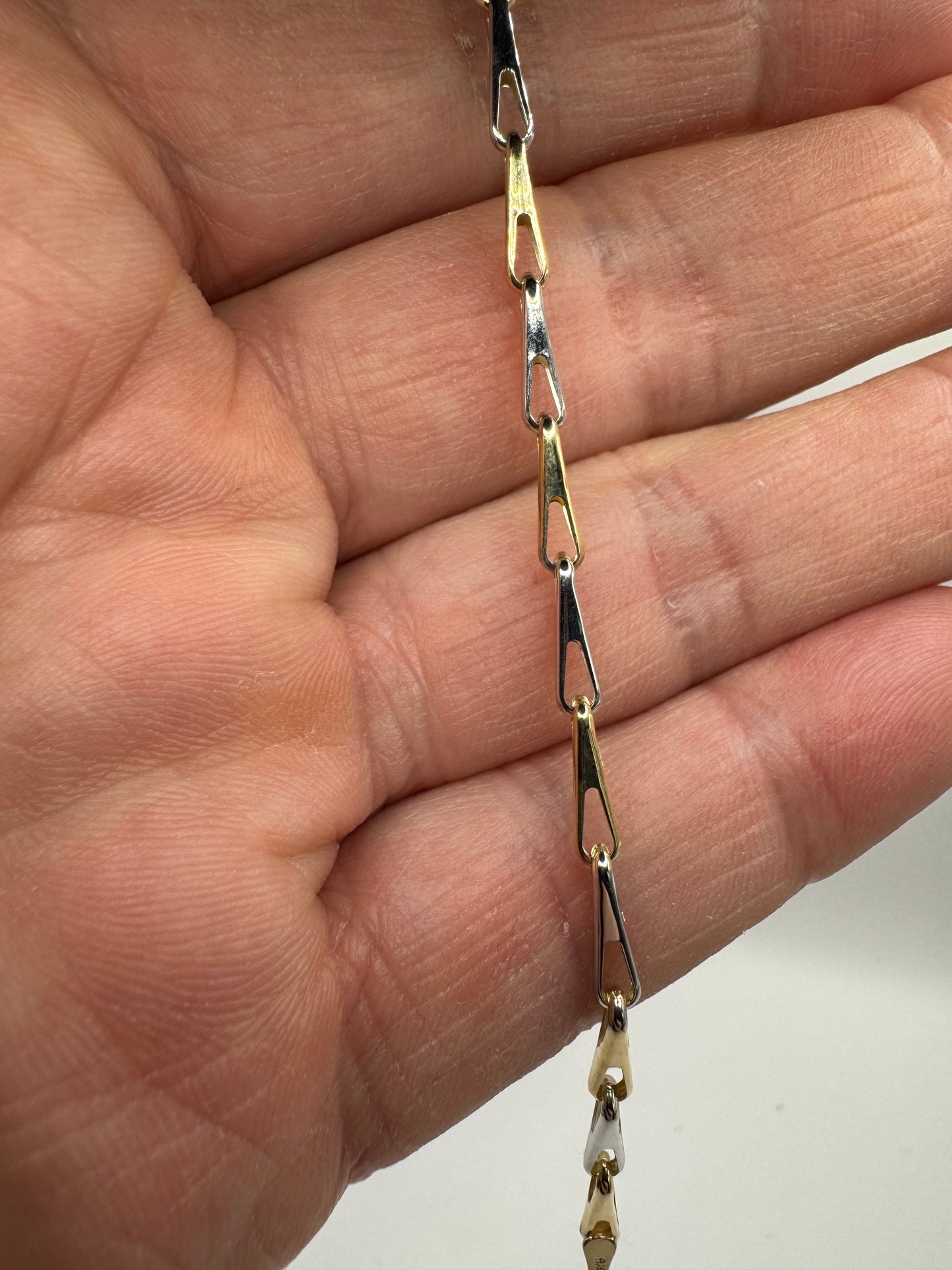 9ct Yellow and White Gold Fancy Link Bracelet 7.5 Inch (0554)