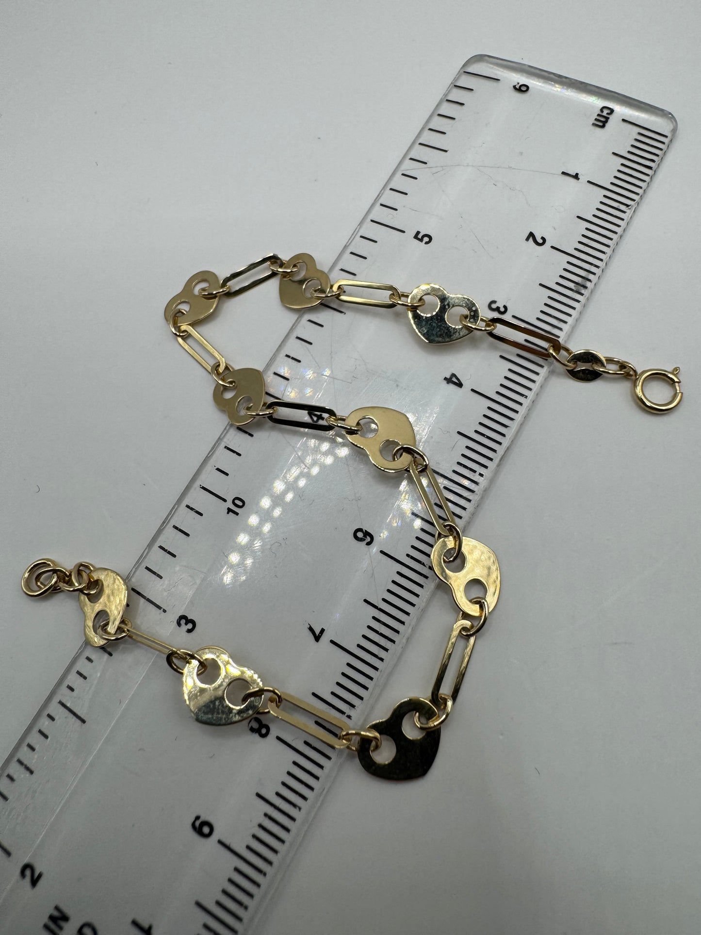 9ct Yellow Gold Hearts Featured Long Link Bracelet 7.5"/18cm (0678)