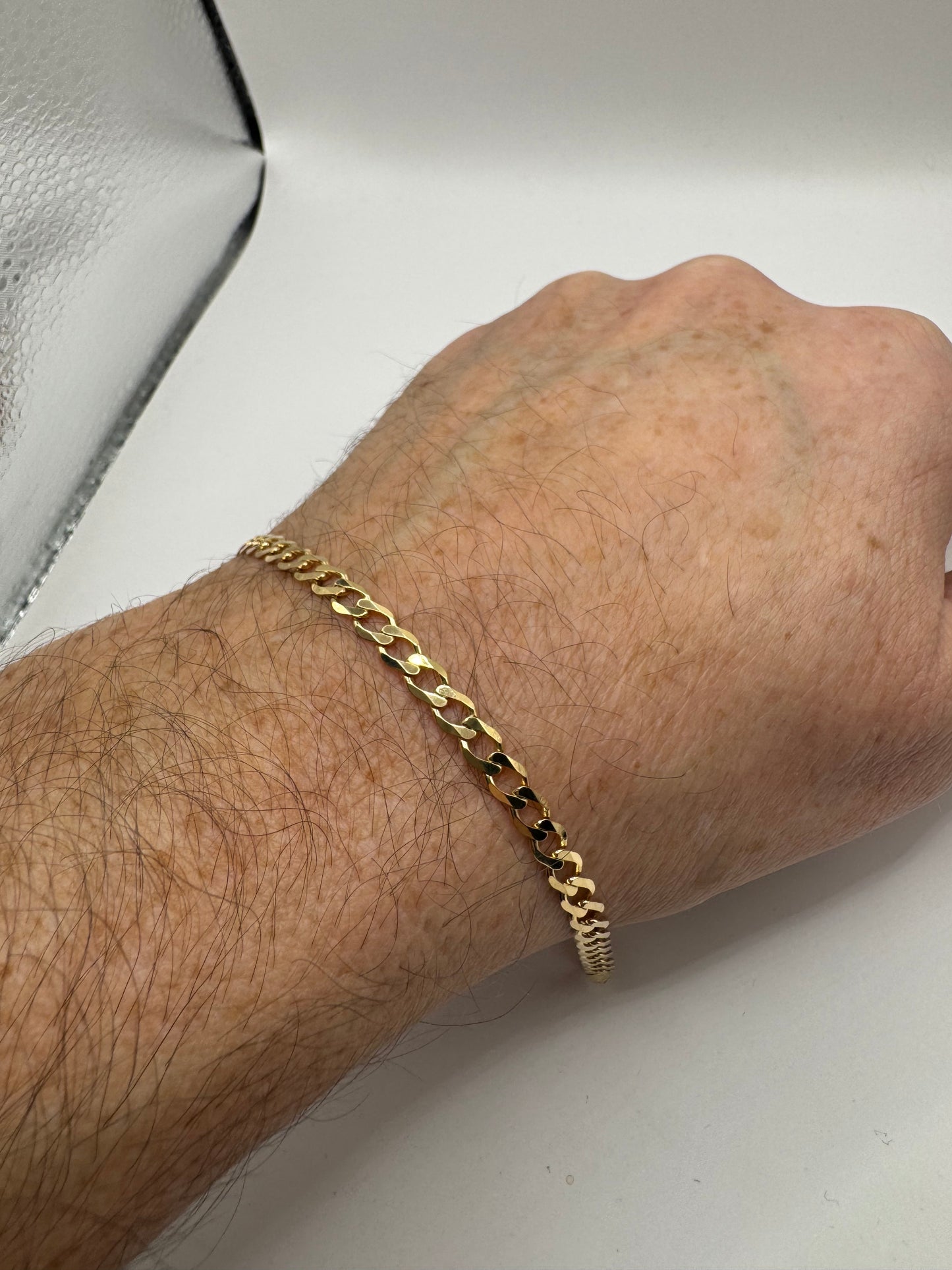 9ct Yellow Gold 4.2mm Solid Flat Curb Chain Bracelet (0043)
