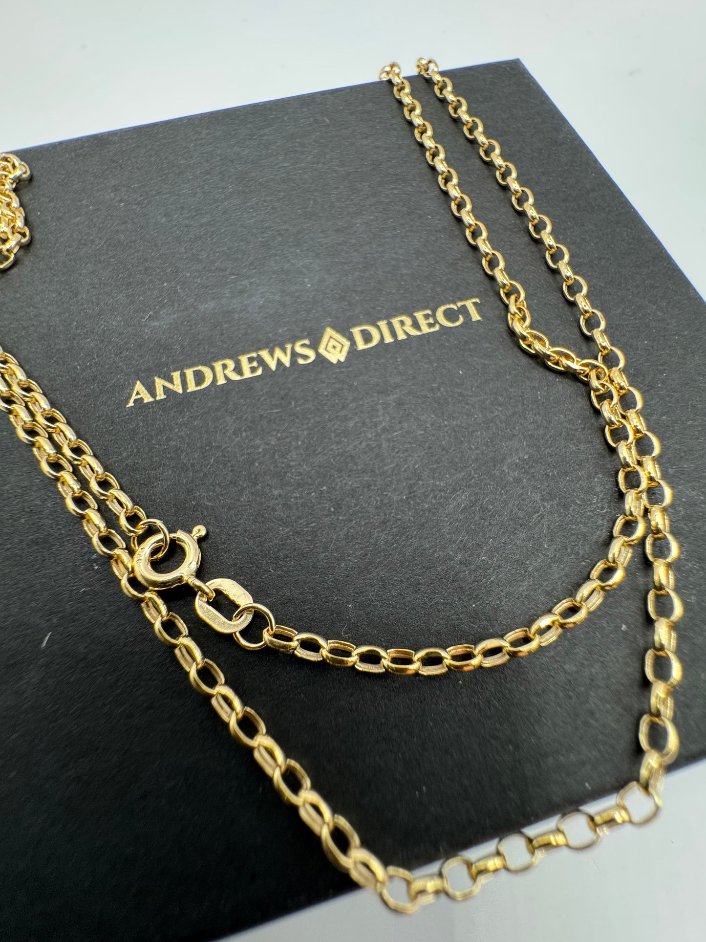 9ct Yellow Gold 2.5mm Oval Hollow Belcher Chain Various Lengths (0540)