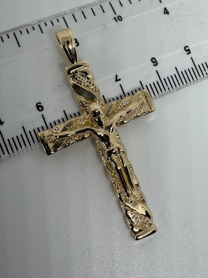 9ct Yellow Gold 62x32mm Hand Engraved Crucifix Cross Pendant (0214)