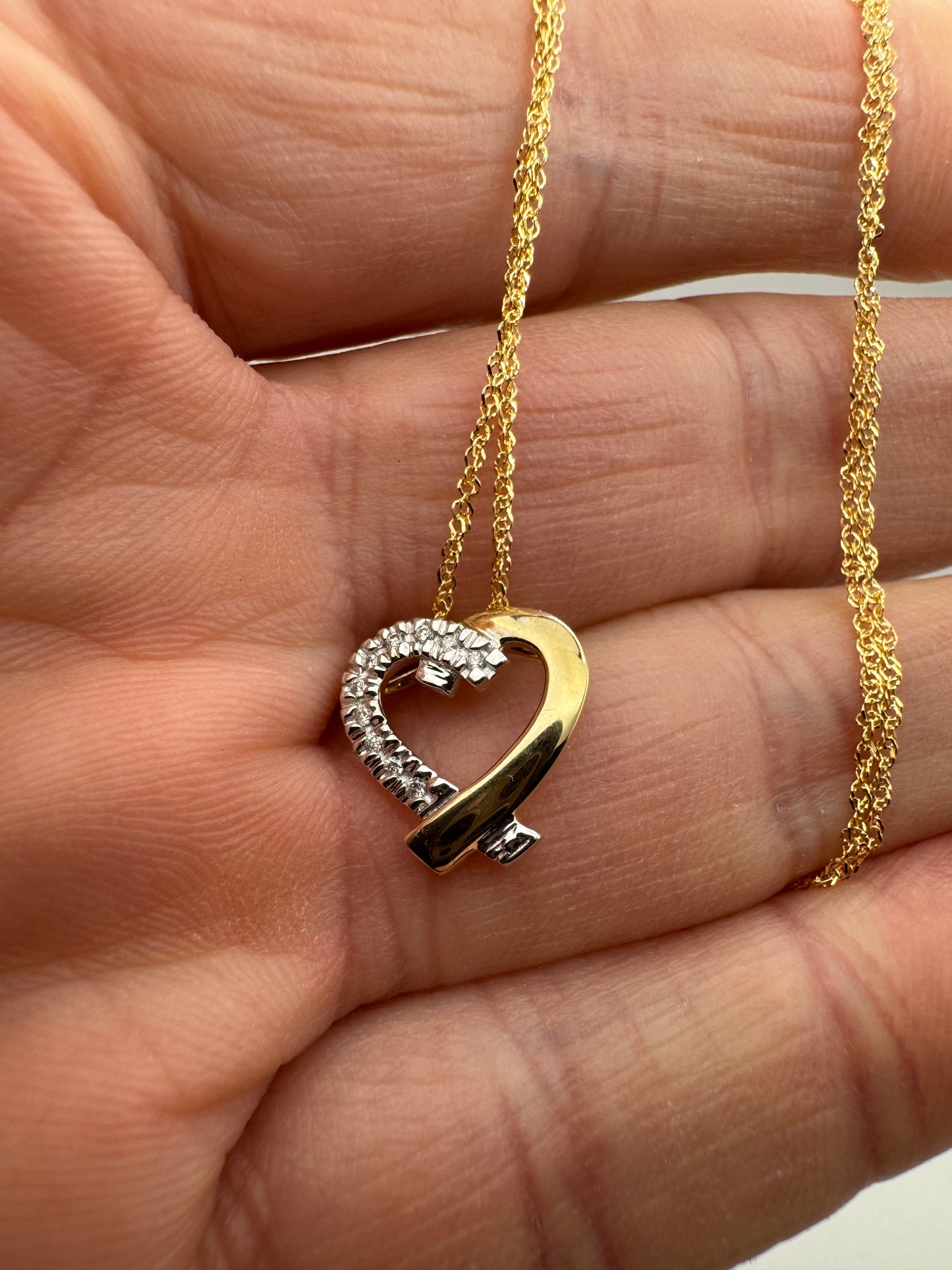 9ct Yellow Gold Diamond Heart Shaped Pendant on 18 Inch Singapore Chain (0004)