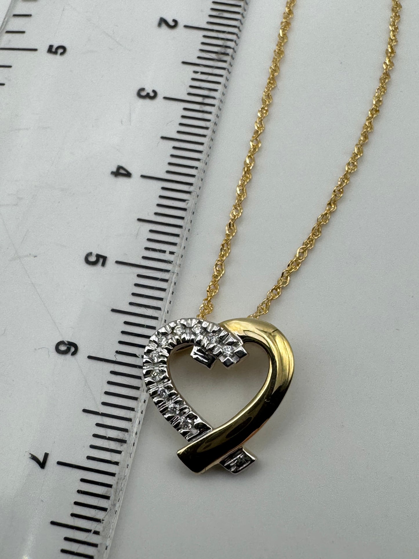 9ct Yellow Gold Diamond Heart Shaped Pendant on 18 Inch Singapore Chain (0004)